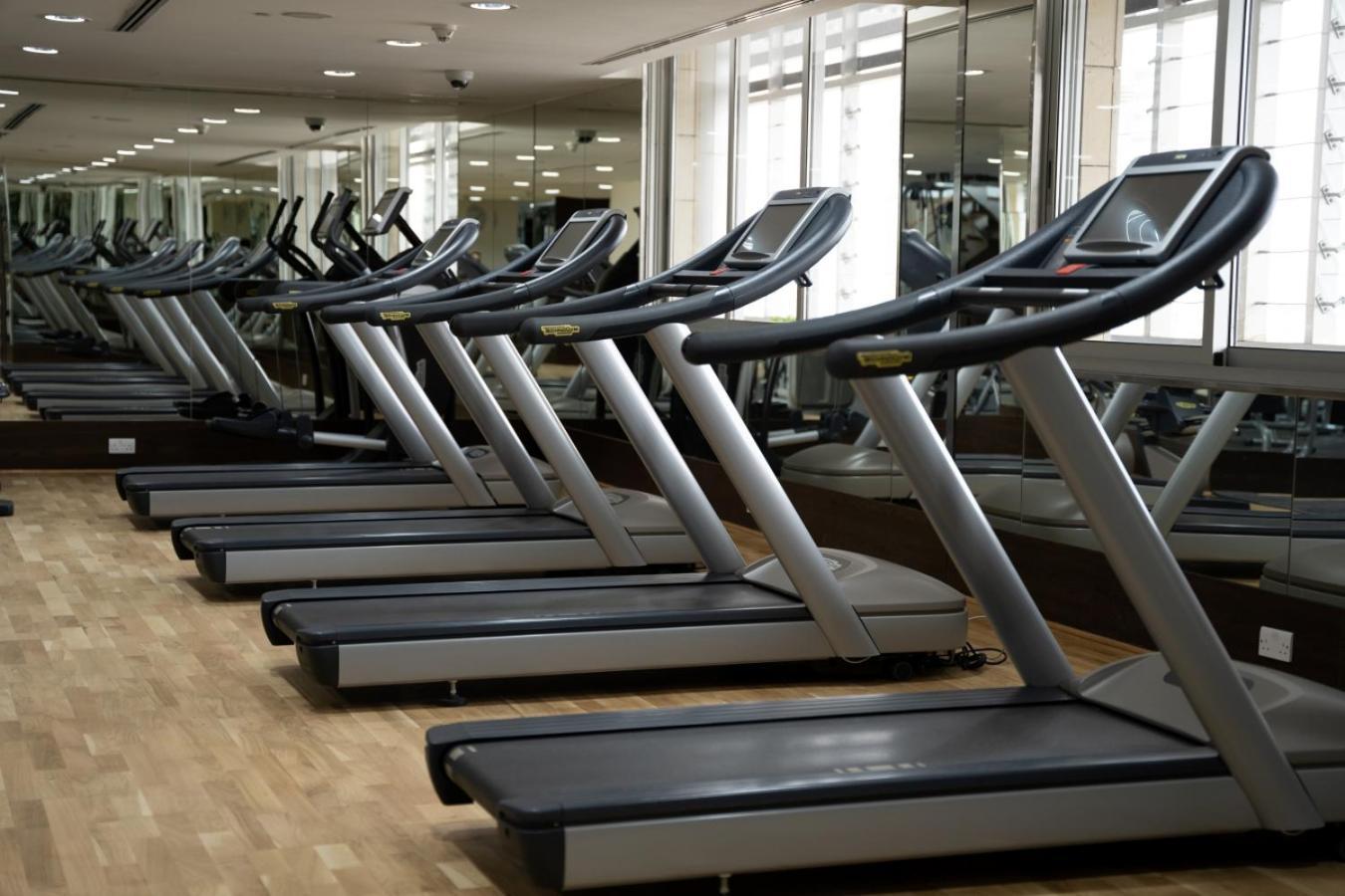 The Abdali Boulevard Hotel Amman Exterior photo Treadmills in a gym