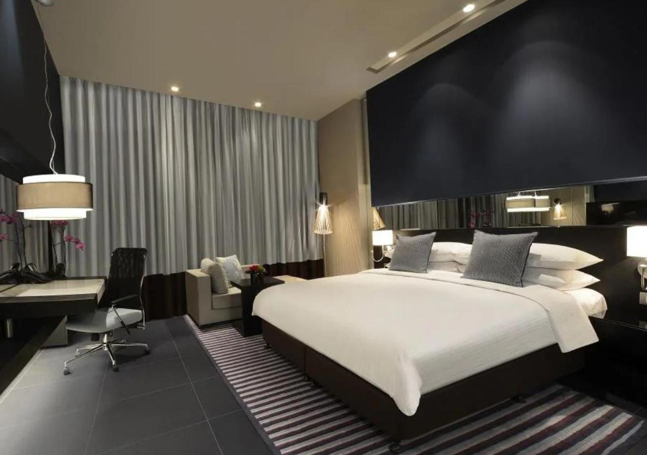 The Abdali Boulevard Hotel Amman Exterior photo Deluxe Room